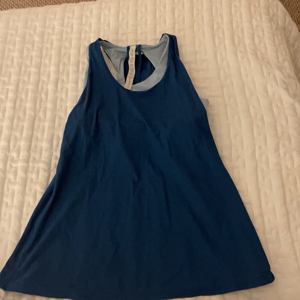 🍋NWOT Lululemon Cross Conditioning 2-In-1 Tank 
Carbon Blue / Blue Haze - Picture 4 of 8